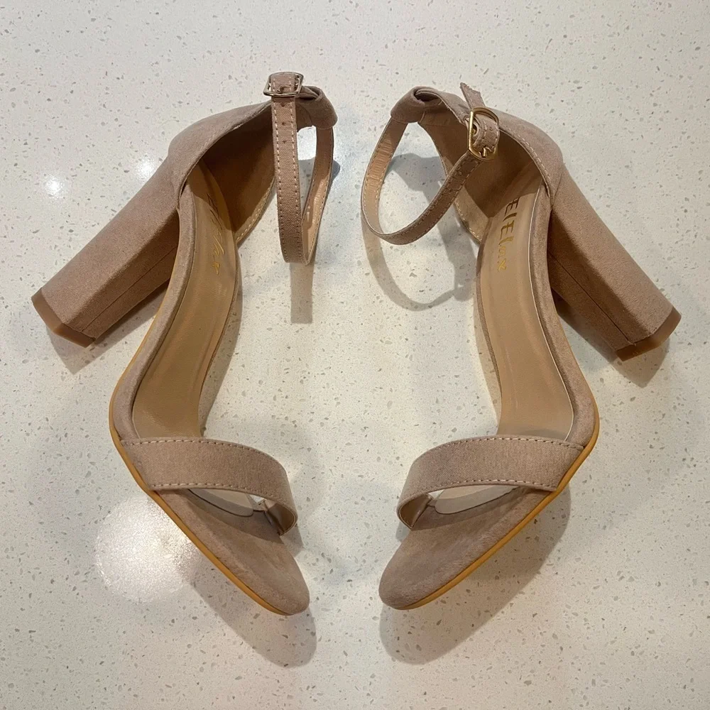 🆕 ElElax | 4 Inch Block High Heel Suede Sandals in Nude Size 6.5
